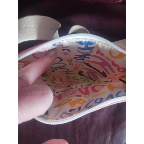 Coach Hampton canvas Crossbody original charm multicolor - Picture 3 of 3